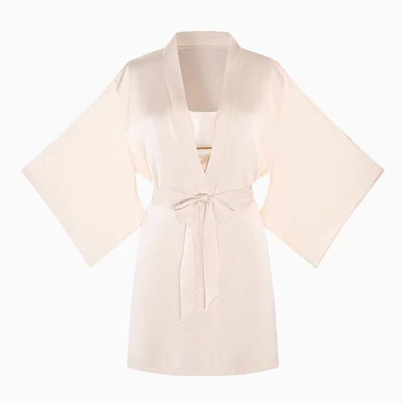 2025 New Pajamas for Women Spring and Summer Sexy Ice Silk Cut Out Suspender Breast Pad Nightgown Nightgown Set Home Clothes