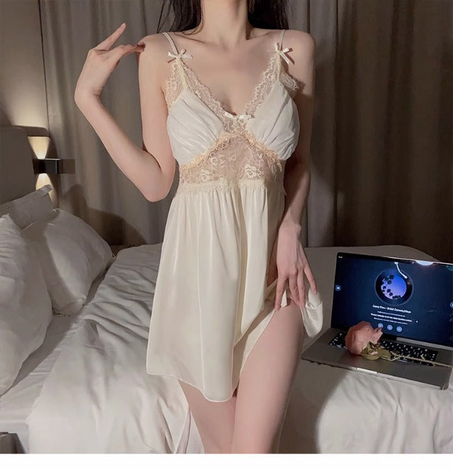 2025 New Pajamas for Women Spring and Summer Sexy Ice Silk Cut Out Suspender Breast Pad Nightgown Nightgown Set Home Clothes