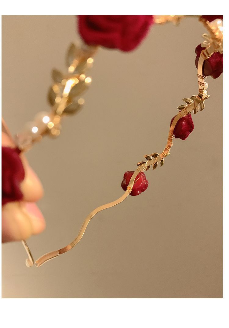 Cross-border Retro Dry Rose Red Flower Pearl Headband Women's High-end Sense Niche Hair Clamp Headband Bridal Headwear