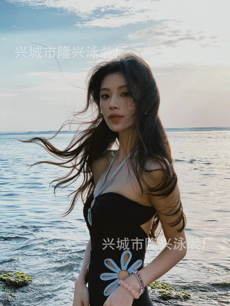Wholesale European and American design new swimsuit women's sexy hollow simple wind neck one-piece swimsuit fashion beach vacation