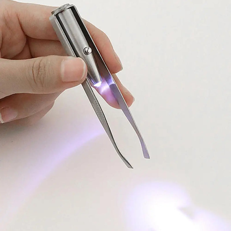 Stainless Steel Eyebrow Clip with LED Light Professional Lighted Eyebrow Tweezers Eyelash Brow Hair Removal Clamp Makeup Tools