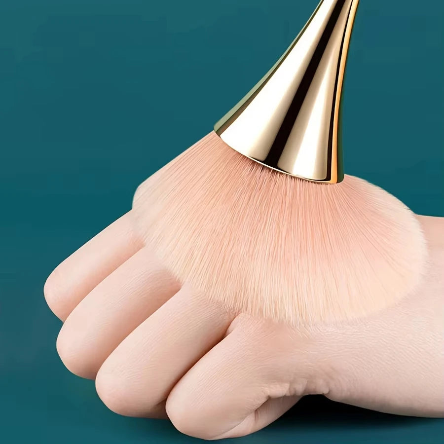 Rose Golden Fan Makeup Brush,Cosmetic Brush Loose Powder Brush ,Highlighting Brush Blush Brush-Soft Hair Makeup Fixing